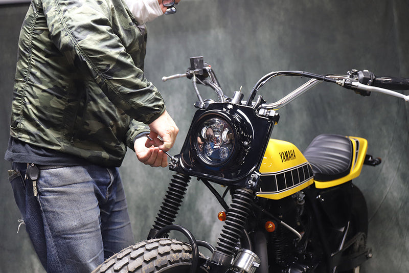FTヘッドライトKIT(TW200/225)の取り付け手順