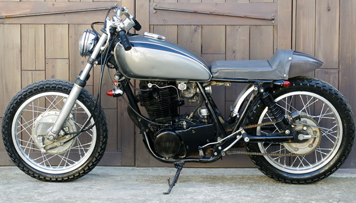 SR400/500 カスタム HOLE-OF-THE-WALL