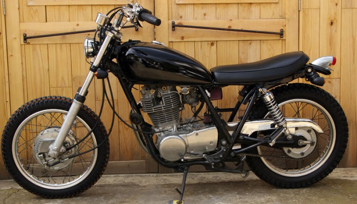 SR400/500 カスタム HOLE-OF-THE-WALL