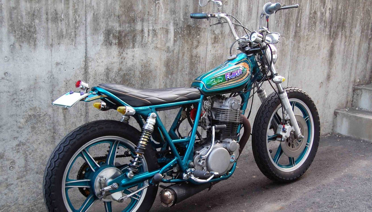 SR400/500 カスタム FLAKES