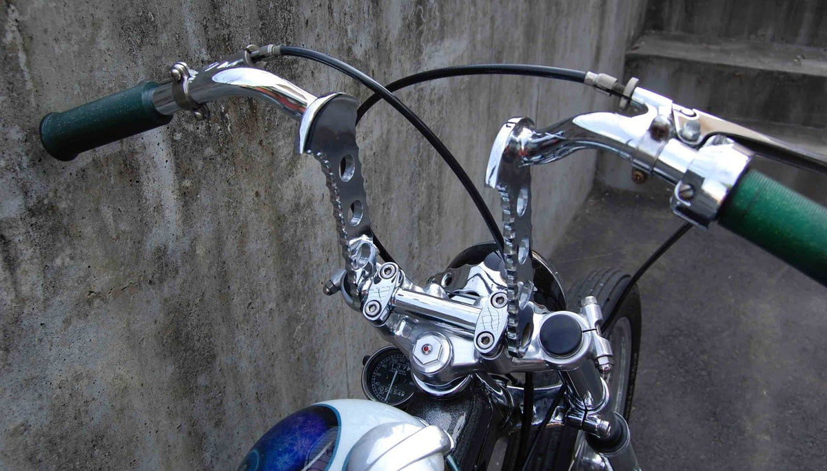SR400/500 カスタム FLAKES