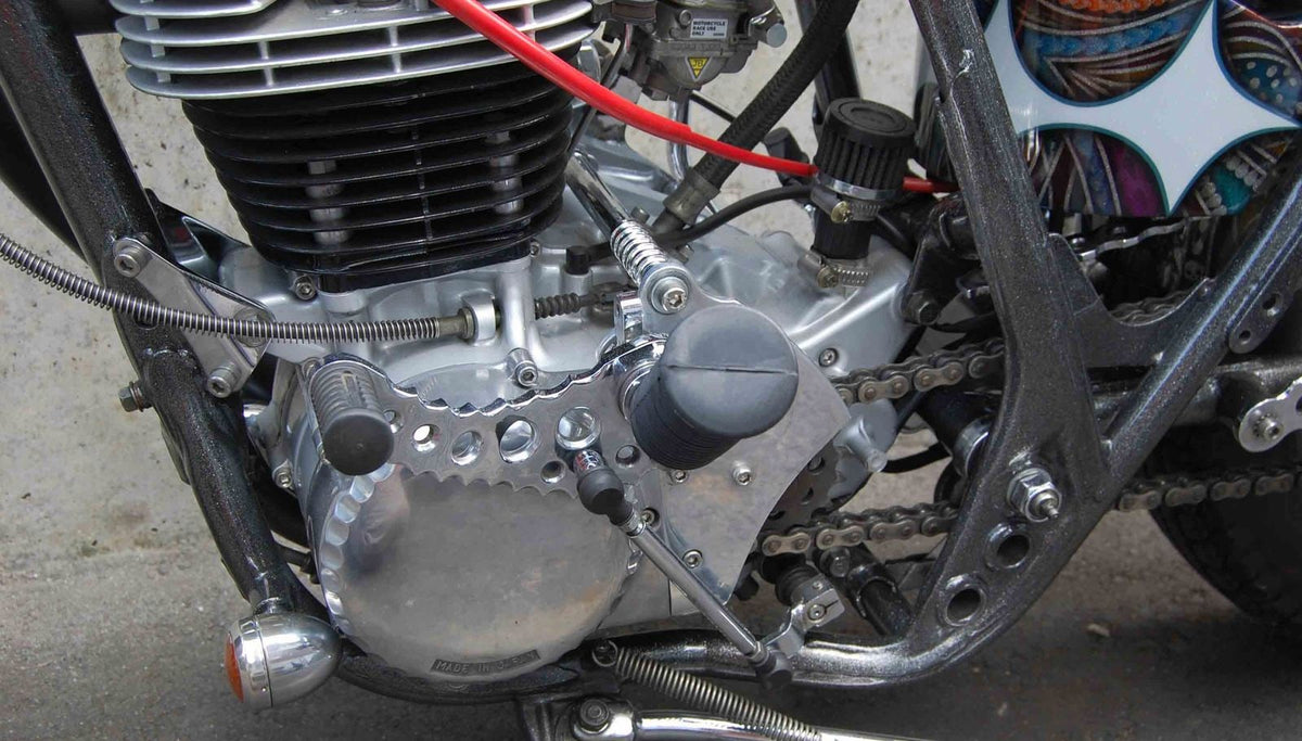 SR400/500 カスタム FLAKES