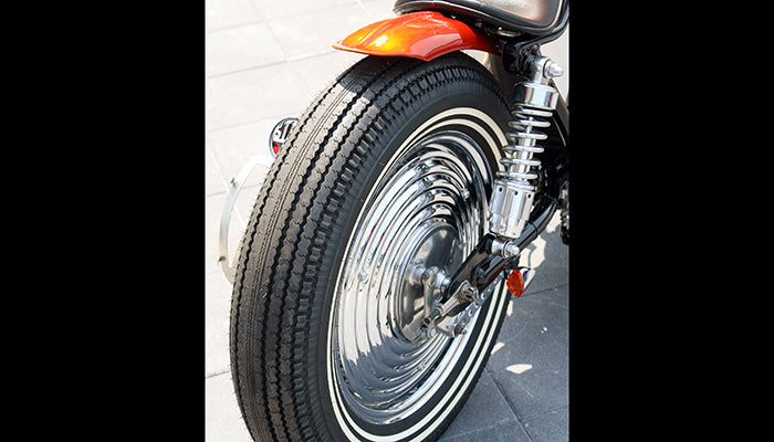SR400/500 カスタム モーターサイクルズ-バーン