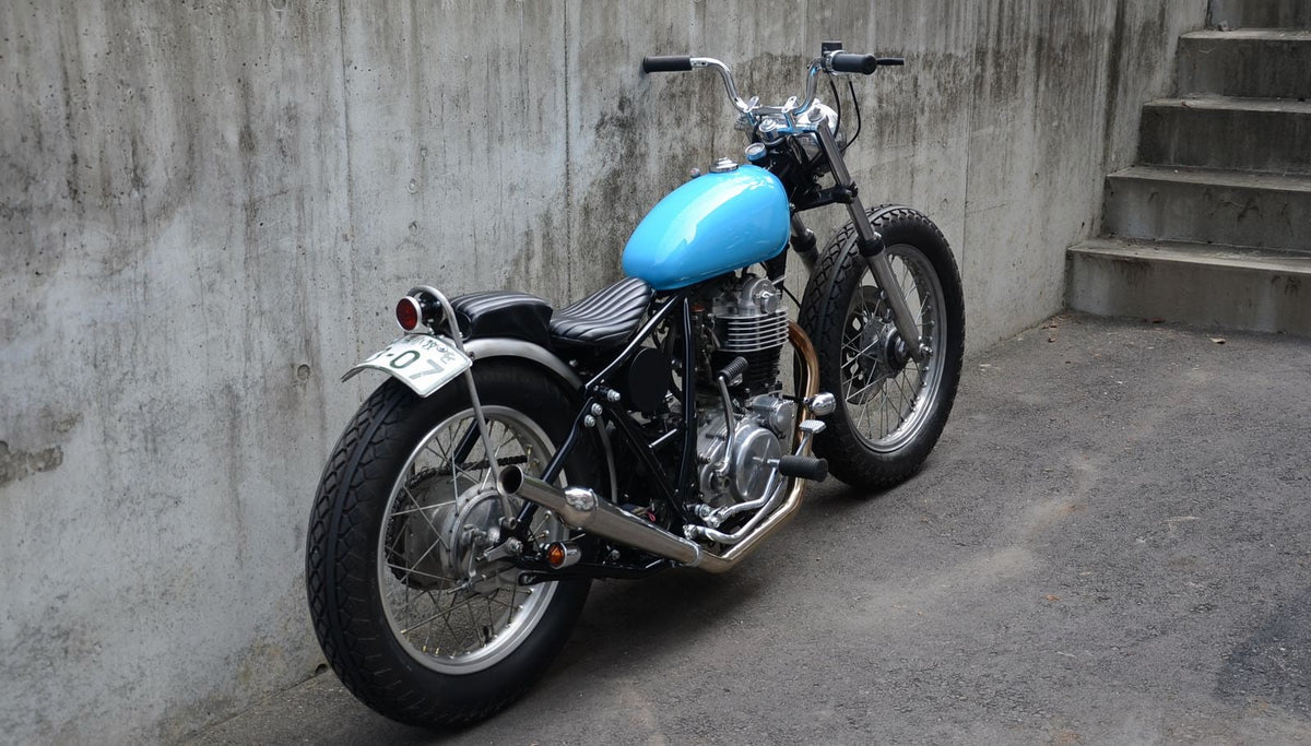SR400/500 カスタム FLAKES