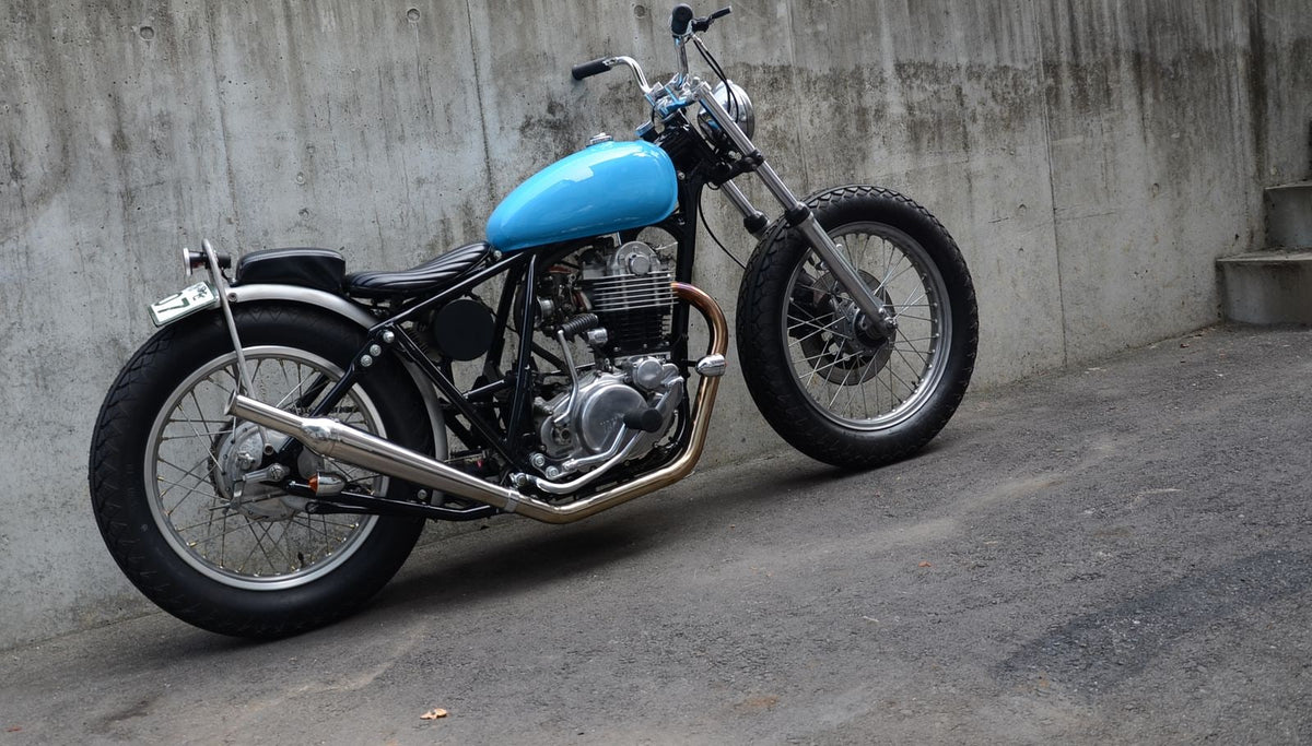 SR400/500 カスタム FLAKES