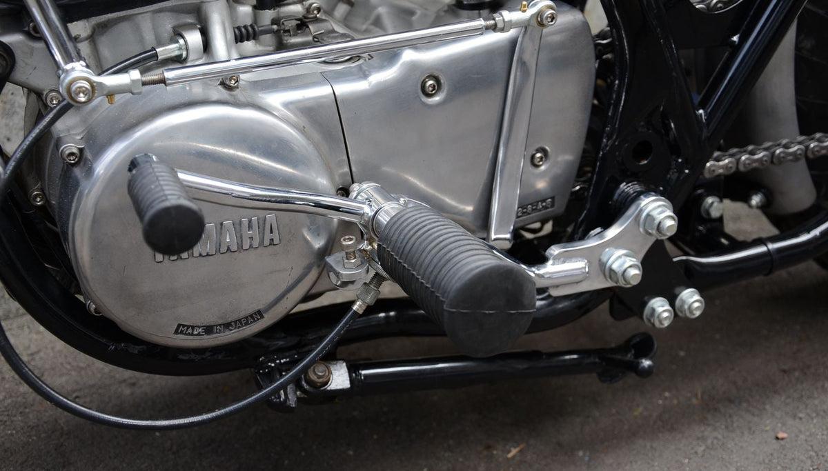 SR400/500 カスタム FLAKES