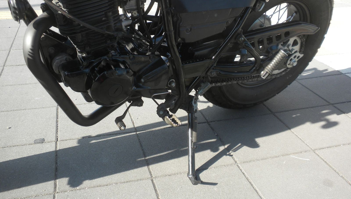TW225/200 カスタム モーターサイクルズ-バーン