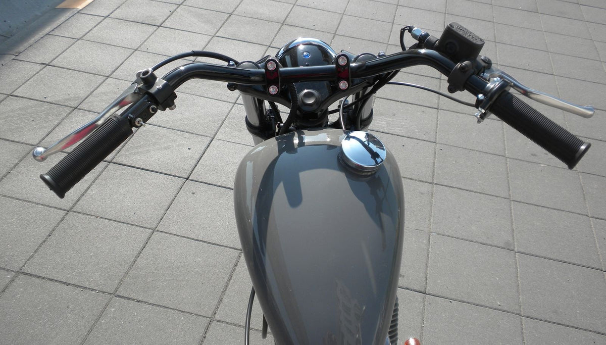 VIRAGO カスタム モーターサイクルズ-バーン