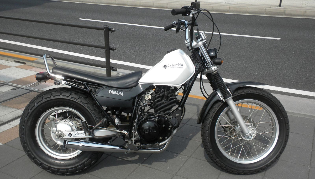 TW225/200 カスタム モーターサイクルズ-バーン