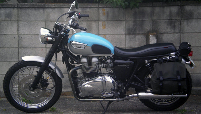 TRIUMPH カスタム LEFT-HAND-MOTOR-GARAGE