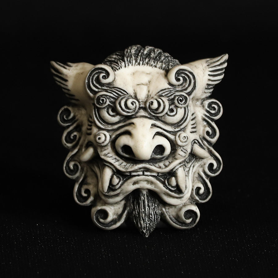 Shishi Komainu "Un" NumberBolt /Black Ink (M&Ms)