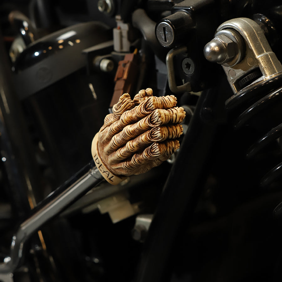 PRAY OR NOT SHIFTKNOB - ブラウン(M10-1.25) (M&Ms)