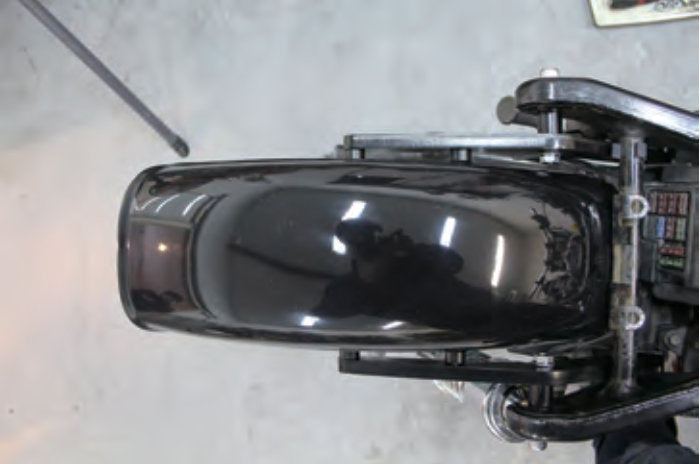 Installing the Short Bobber Fender (Estrella): From the Fender Struts to the Turn Signal Brackets