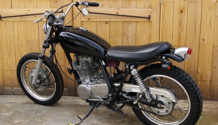SR400/500 カスタム HOLE-OF-THE-WALL