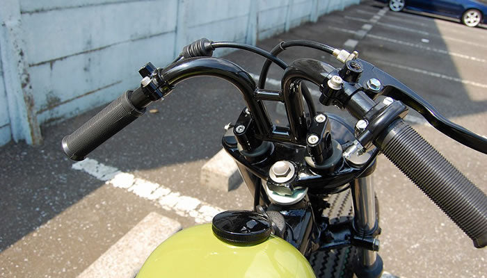 SR400/500 カスタム KICK-BACK