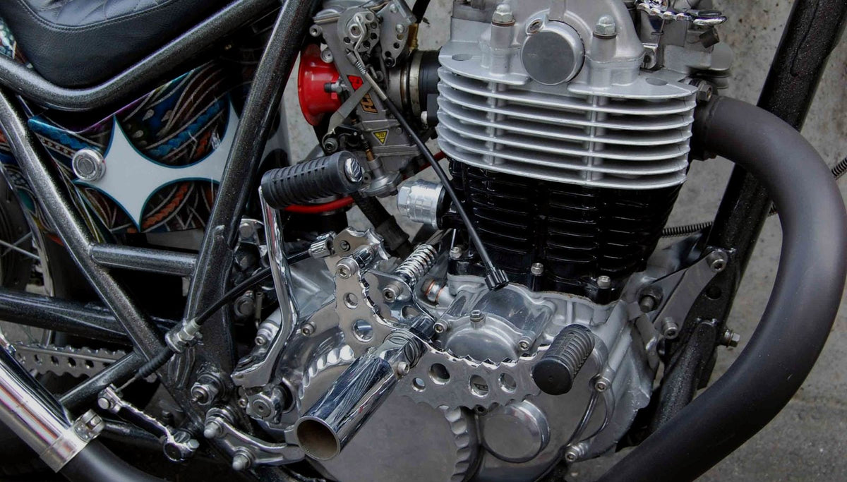 SR400/500 カスタム FLAKES