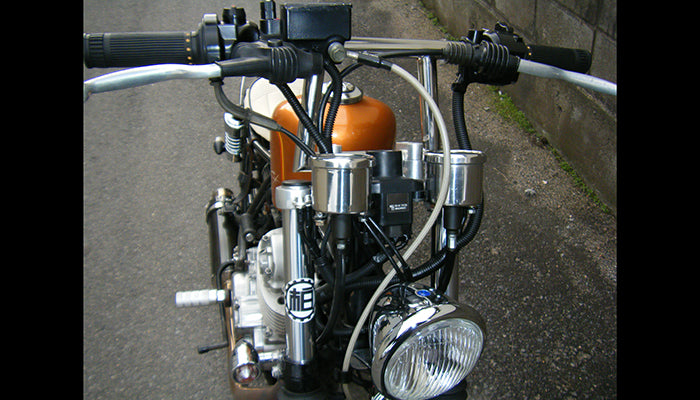 SR400/500 カスタム 柏尾自動車