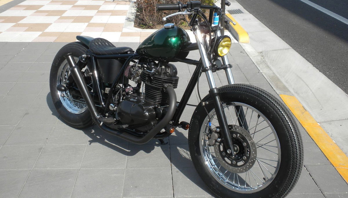 250TR カスタム モーターサイクルズ-バーン