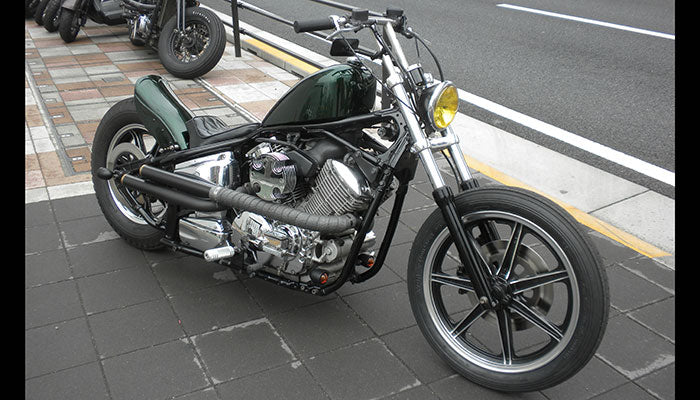 DRAGSTAR カスタム モーターサイクルズ-バーン
