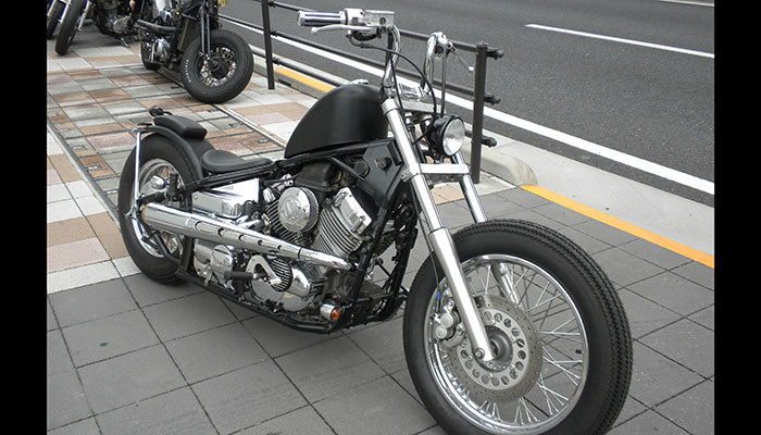 DRAGSTAR カスタム モーターサイクルズ-バーン