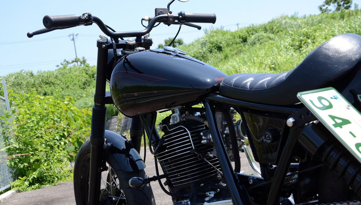 SR400/500 カスタム FLAKES