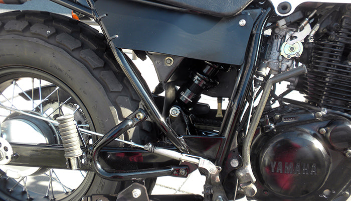 TW225/200 カスタム モーターサイクルズ-バーン