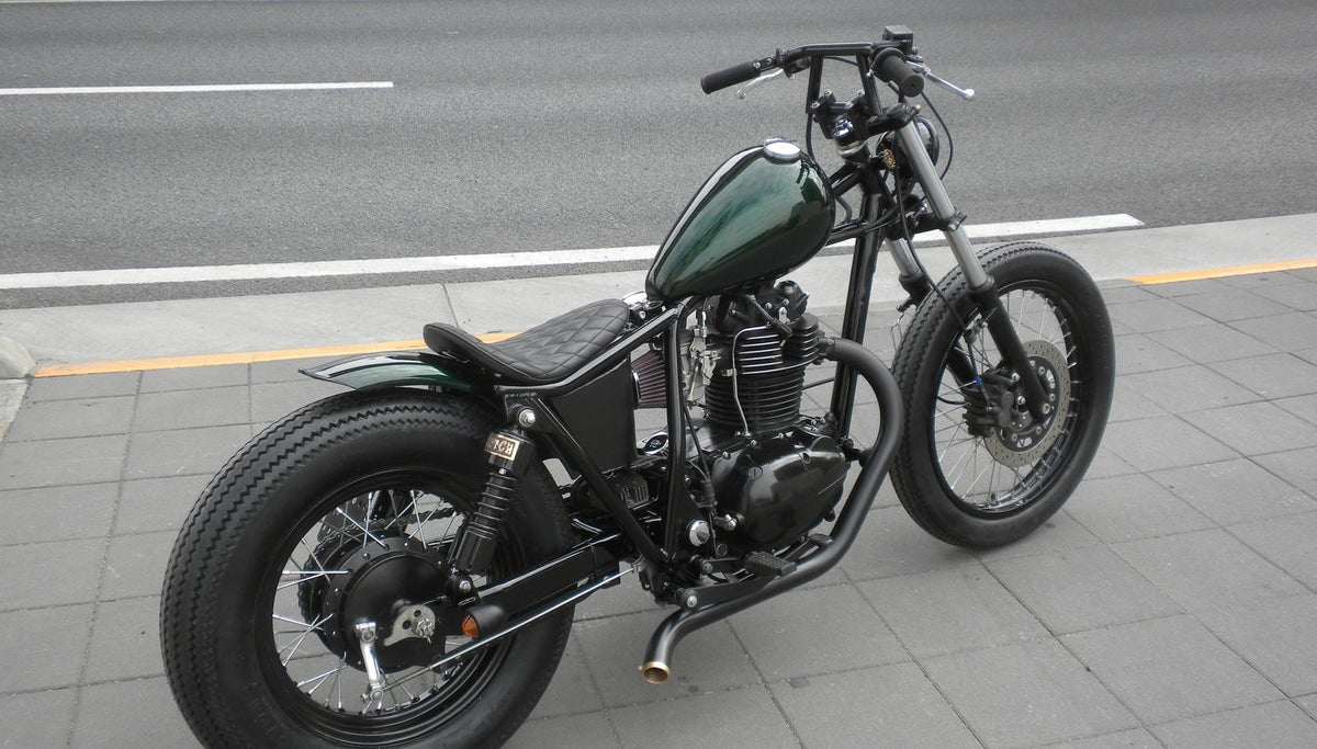 250TR カスタム モーターサイクルズ-バーン