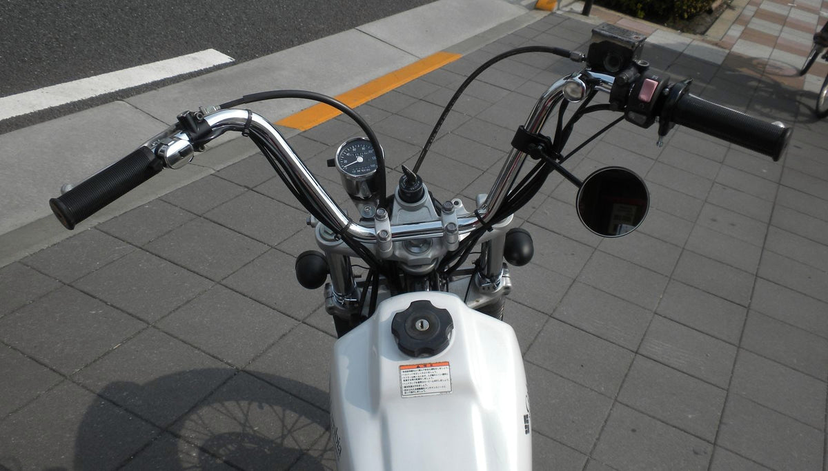 TW225/200 カスタム モーターサイクルズ-バーン