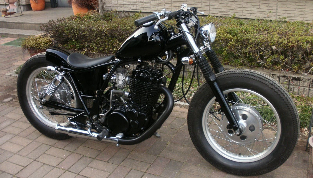 SR400/500 カスタム FACTORY-ARAI