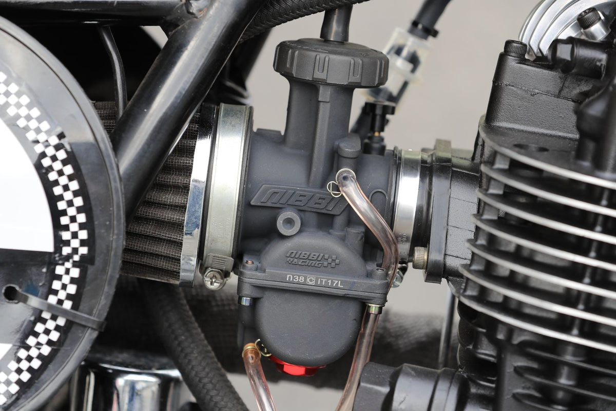SR400/500 カスタム モーターサイクルズ-バーン