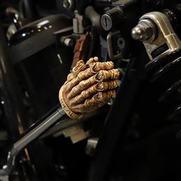 PRAY OR NOT SHIFTKNOB - ブラウン(M10-1.25)