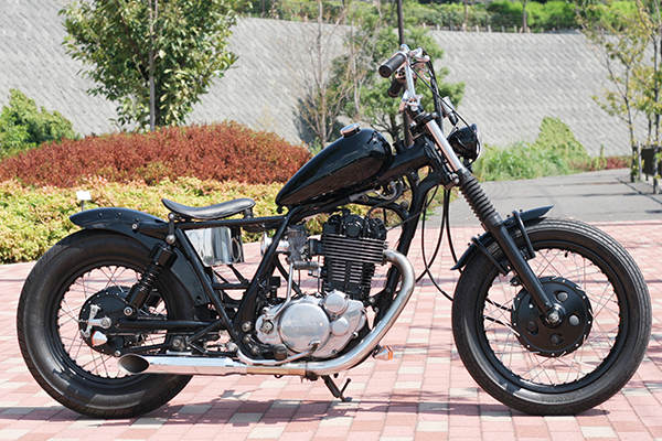 Goodsショッピングサイト 商品詳細 廃版 ショートターンアウト スリップオンマフラー Sr400 500 キャブ車