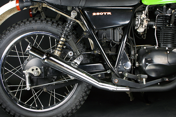 goodsショッピングサイト/商品詳細 [廃版] トランペットUP スリップオンマフラー 250TR (キャブ車)