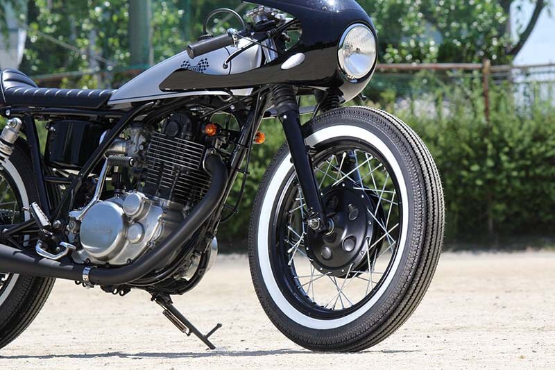 日本★シンコー★4.00-18/フロント/Or/リア/タイヤ/SR/400/500/GS/Z/2/1/400/750/FX/SS/マッハ/Z1000MK2/CB750F/CB750Four/GSX750S刀/SR610 400x タイヤの通販