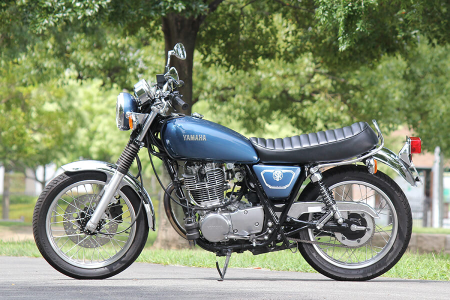 ヤマハ SR400 純正シート