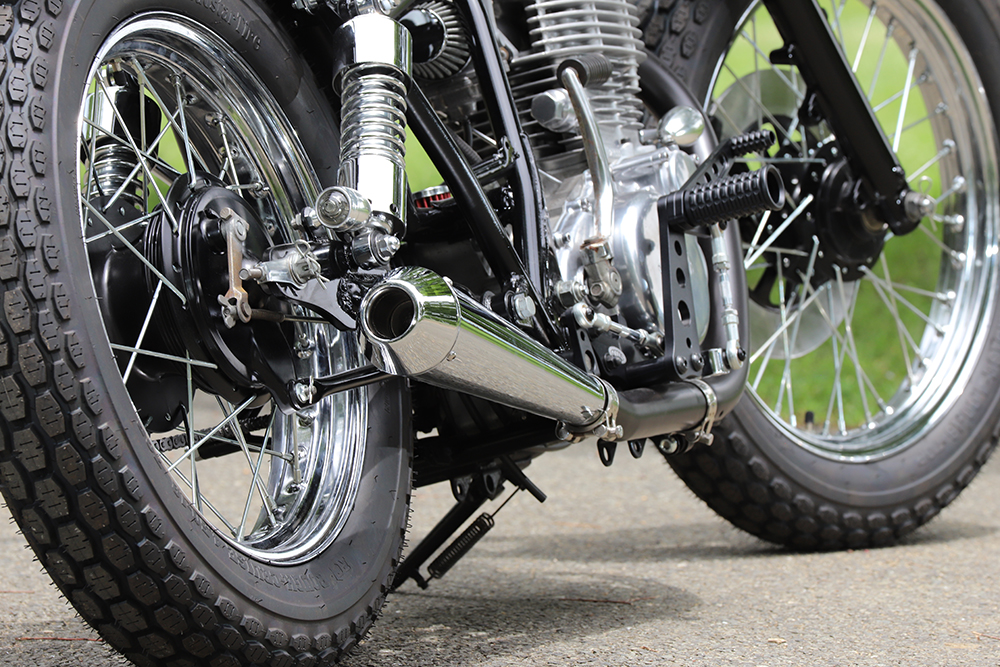 RPM【FULL-EX】 GROM【JC61-~1299999】 | 製品情報 | バイク用マフラー専門メーカーのＲＰＭ サイレンサー クロージャーラッパンポッション付き付きージョンシューション - オリジナルタイトルを表示する クロームマフラー メガフォンチップ付き