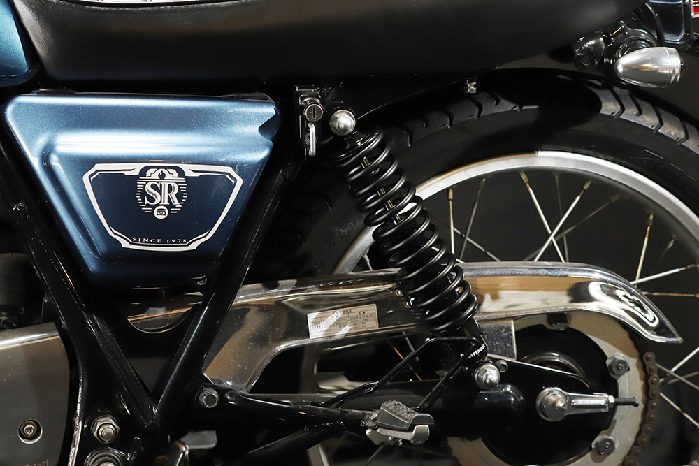 goodsショッピングサイト/商品詳細 G-SUSPENSION300 / ブラック (14-14 