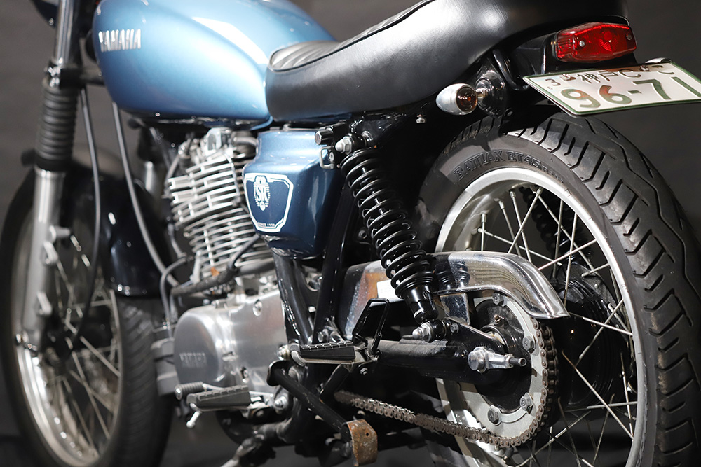 goodsショッピングサイト/商品詳細 G-SUSPENSION300 / ブラック (14-14 