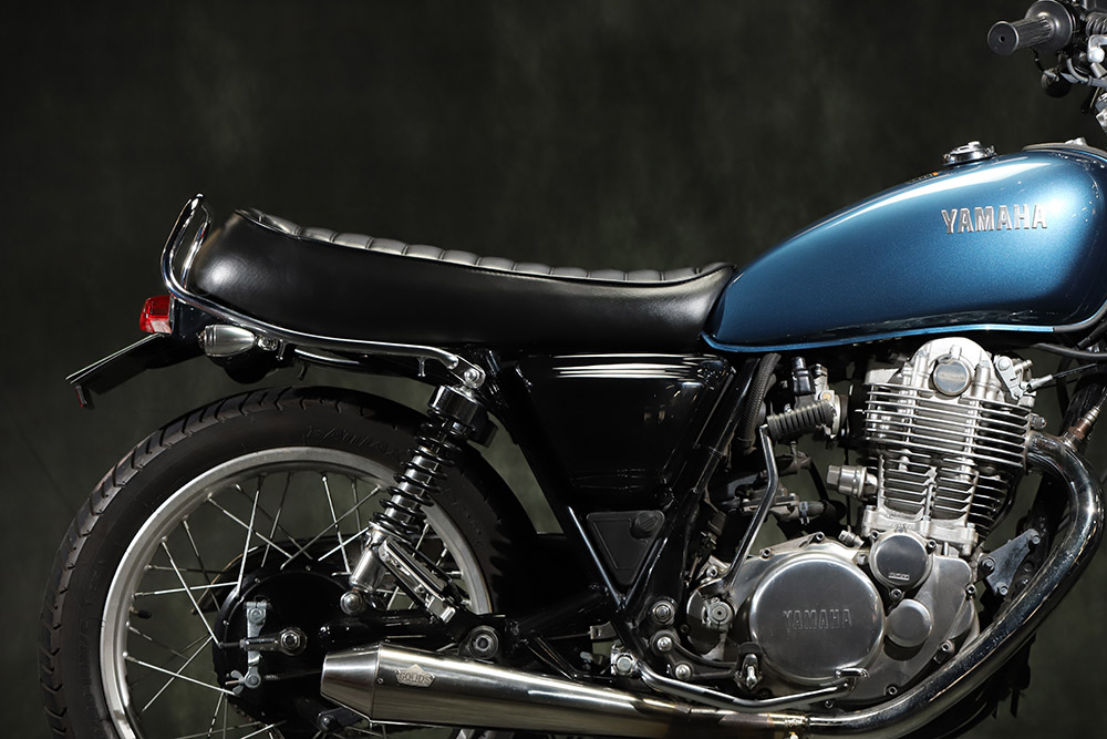 ＸＪＲ４００ 右◇1A1-304 前期 ユニバース HYUNDAI 適合車種 RD400◆クラッチカバー◆1A1-304
