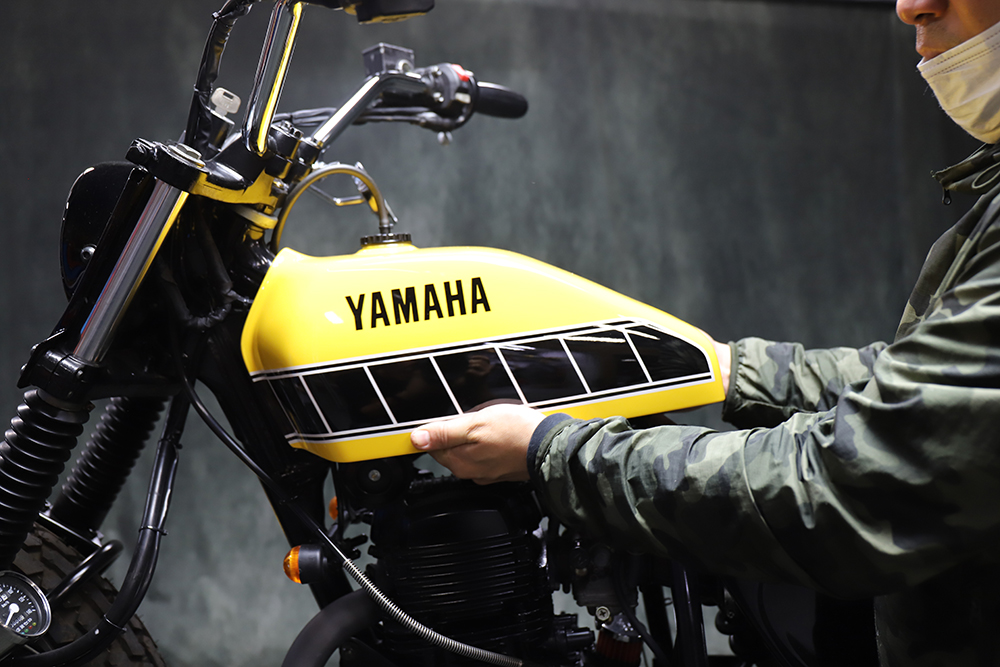 TW200の純正タンク （TW200 TW225 純正タンク ウレタンクリア塗装 
